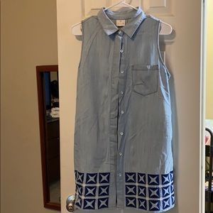 JMarie Collections denim sleeveless shirt